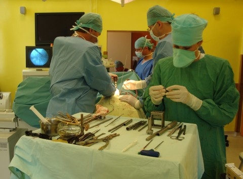 интернациональная бригада хирургов